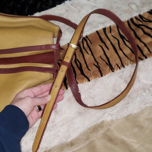 🚨Cartier RARE Vintage Bucket Bag🚨 - Picture 7 of 9